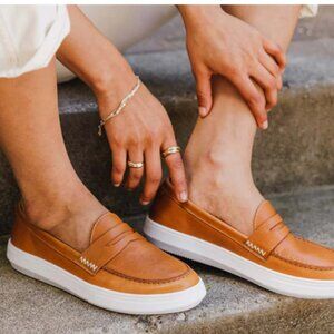 NEW!!! Portland Leather Boardwalk Penny Loafer
